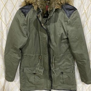 Women’s H&M Winter Coat Size 8